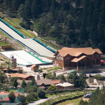 Hotel Bosques De Monterreal San Antonio de las Alazanas Zewnętrze zdjęcie