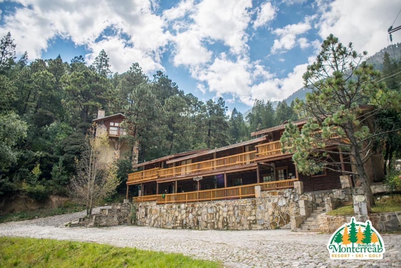Hotel Bosques De Monterreal San Antonio de las Alazanas Zewnętrze zdjęcie