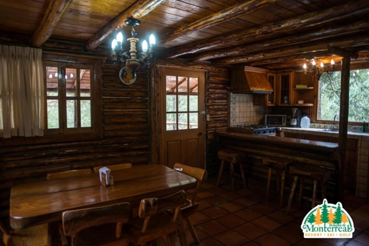 Hotel Bosques De Monterreal San Antonio de las Alazanas Zewnętrze zdjęcie