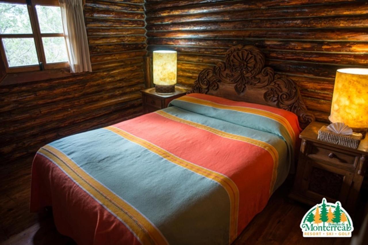 Hotel Bosques De Monterreal San Antonio de las Alazanas Zewnętrze zdjęcie